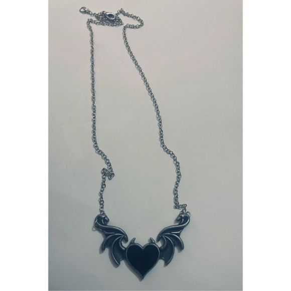 BLACK DEVIL BAT WING HEART GOTH NECKLACE - Picture 4 of 6